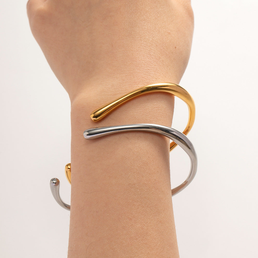 Minimalist Geometric Titanium Steel Bracelet with 18K Gold Plating for Women