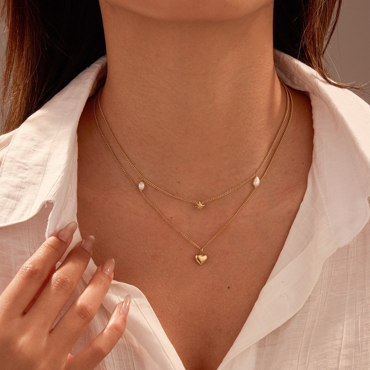 Fashionable Heart-Shaped and Hexagram Geometric Stainless Steel Pendant Necklace with Plated Finish for Women