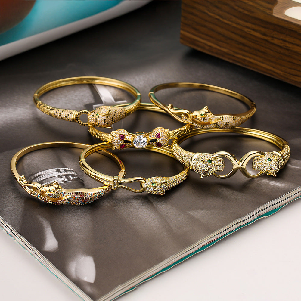 Bracciale da donna Fashion Leopardo Micro-Set Zircone Rame Placcato Oro 18K Lusso Personalità Gioielli