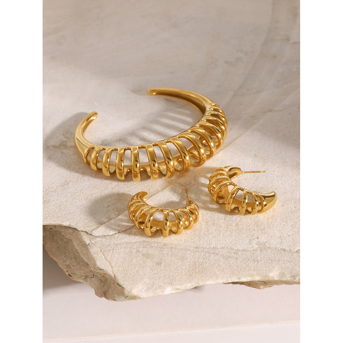 Pendientes de mujer con diseño de malla de acero inoxidable chapado en oro de 18 quilates, estilo "Ins" a la moda