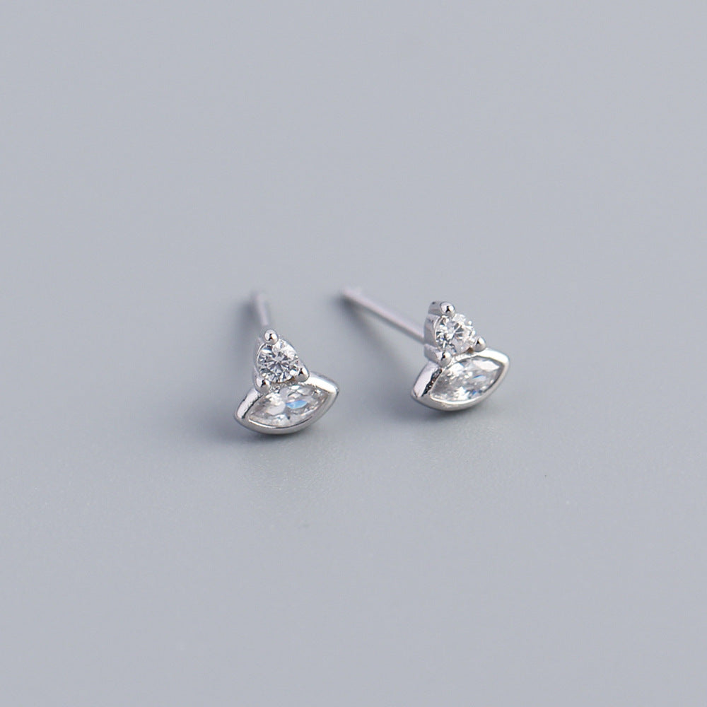 Orecchini a perno geometrici a occhio di marquise minimalisti in argento sterling 925 con intarsi di strass per donna
