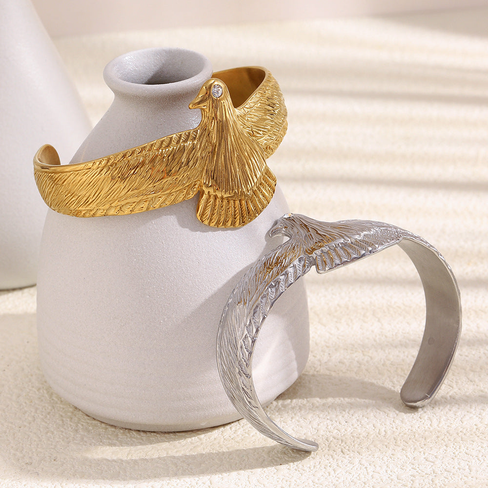 Minimalist Eagle-Shaped Stainless Steel Plated 18K Gold Bracelet for Women