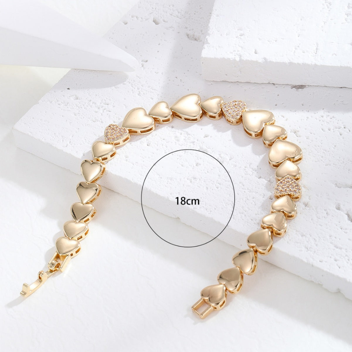 Pulsera de Cobre con Incrustaciones de Circonita en Forma de Corazón Minimalista y Dulce para Mujer