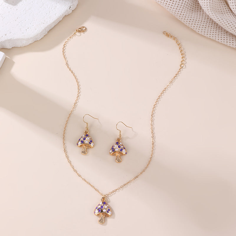 Minimalist Bowknot Resin Pendant Necklace for Kids with Enamel Finish and Beaded Chain