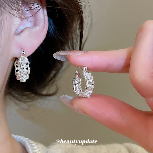 Minimalist Elegant Geometric Pearl Stud Earrings with Plated Steel Posts for Women