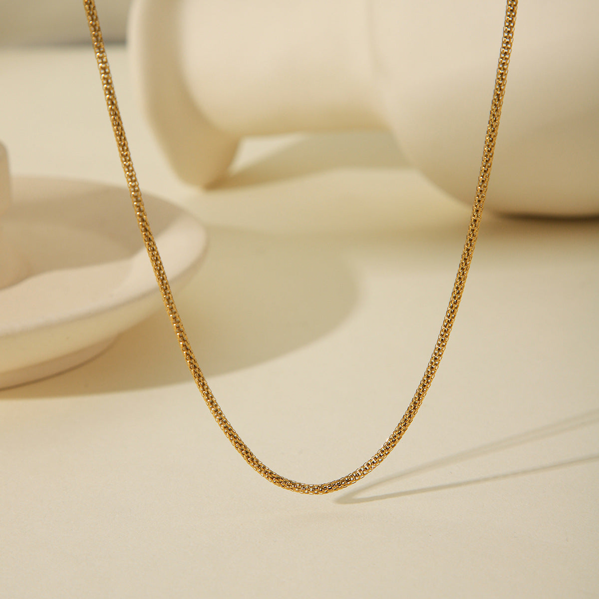 Minimalist Ins Style 18K Gold Plated Stainless Steel Geometric Round Mesh Chain Necklace for Women