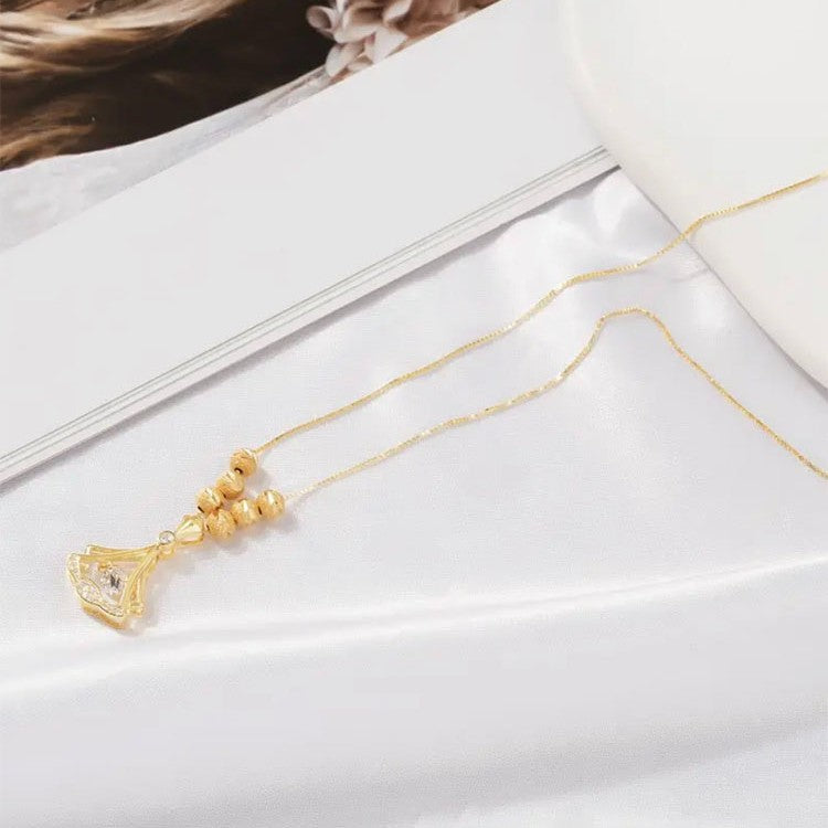 Elegant Ginkgo Leaf Pendant Necklace for Women with Titanium Steel Chain and Plated Finish