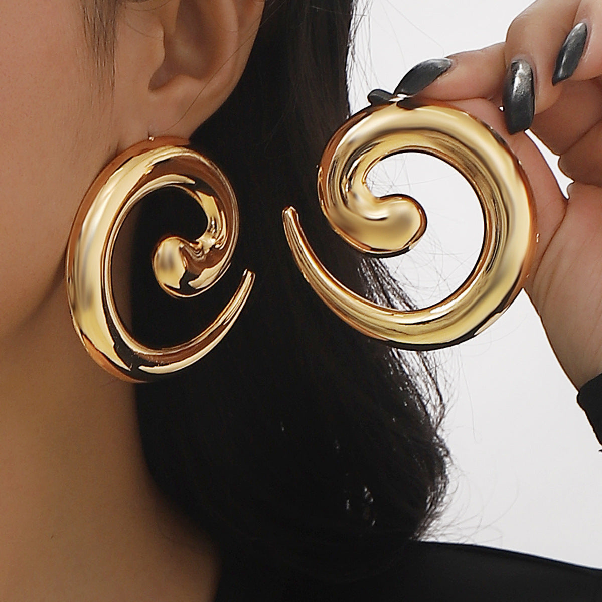 Pendientes de moda geométricos para mujer con acabado metálico galvanizado