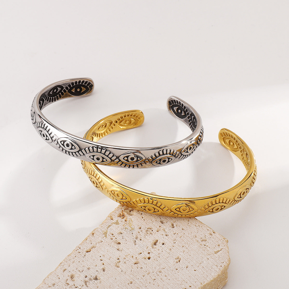 Pulsera de acero inoxidable para mujer con grabado geométrico de ojo, estilo vintage francés y baño de oro de 14 quilates