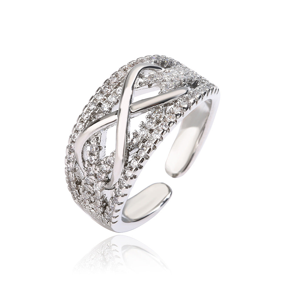 Anillo Abierto Geométrico Minimalista para Mujer Hecho de Latón con Baño de Oro Real e Incrustaciones de Zirconia