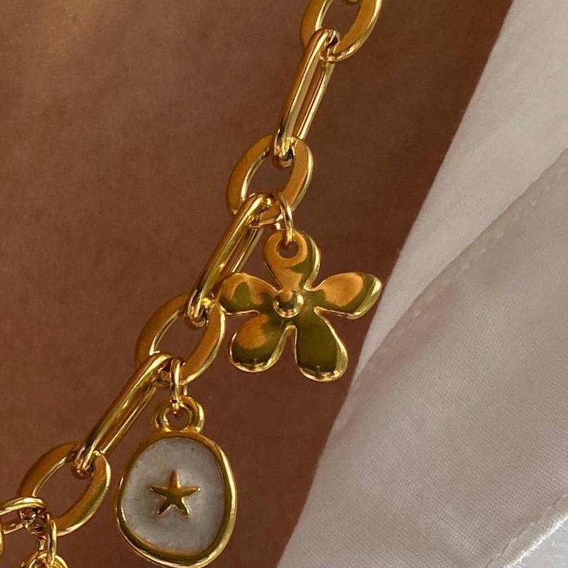 Minimalist 18K Gold Plated Stainless Steel Heart Star Charm Bar with Cable Chain