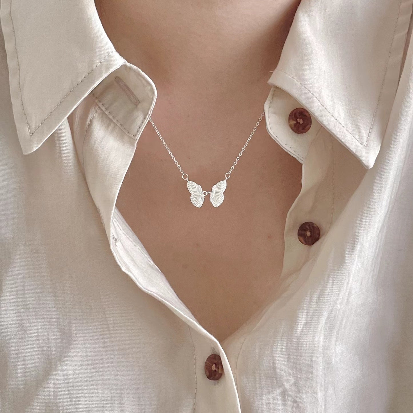 Collana da donna a farfalla geometrica placcata oro in argento sterling 925, stile minimalista e dolce