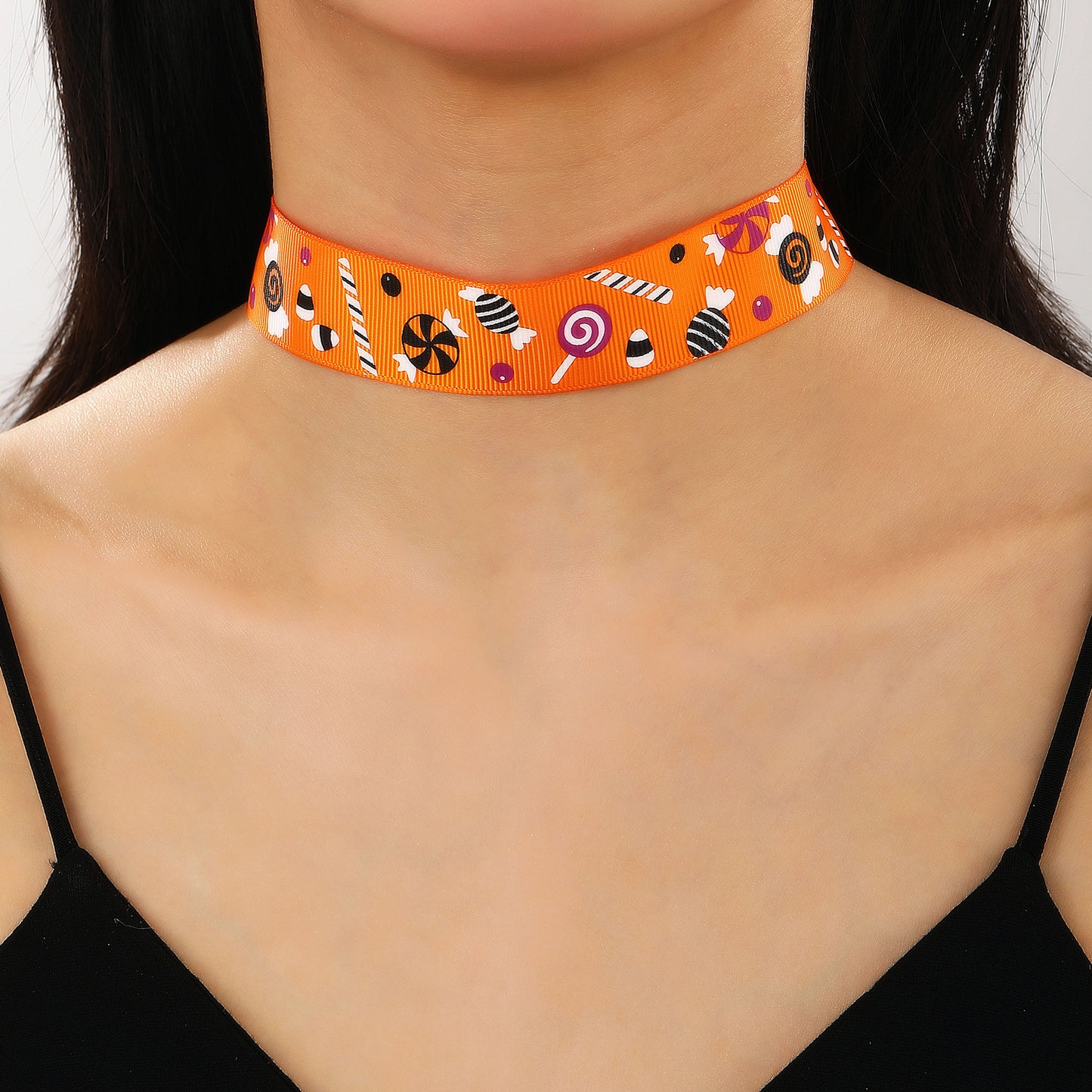 Collar con colgante de calavera, gato negro y fantasma de dibujos animados con temática de Halloween para mujer, con dije de aleación y acabado galvanizado en banda de tela