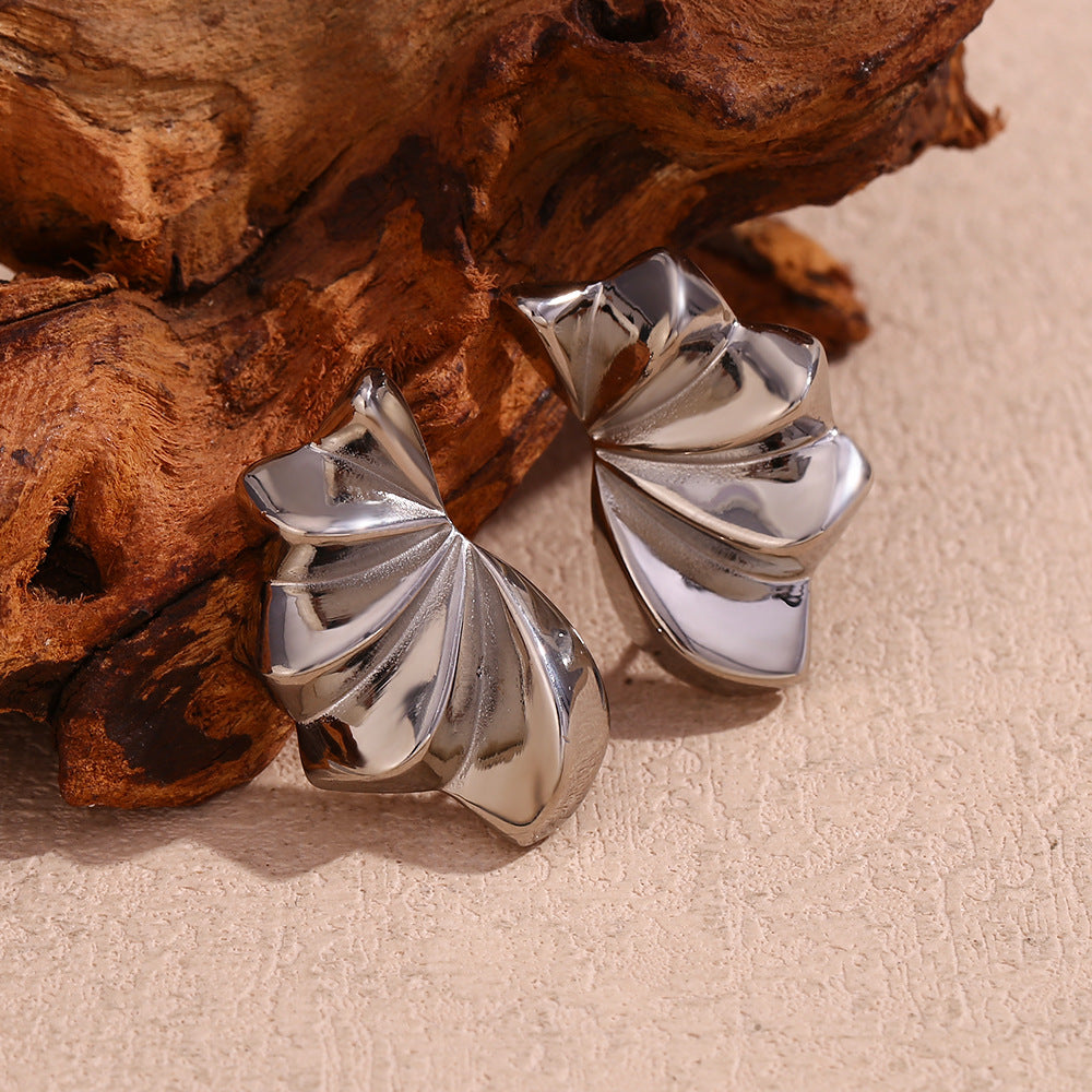 Minimalist Geometric Floral Stainless Steel Stud Earrings for Women with Plated Finish