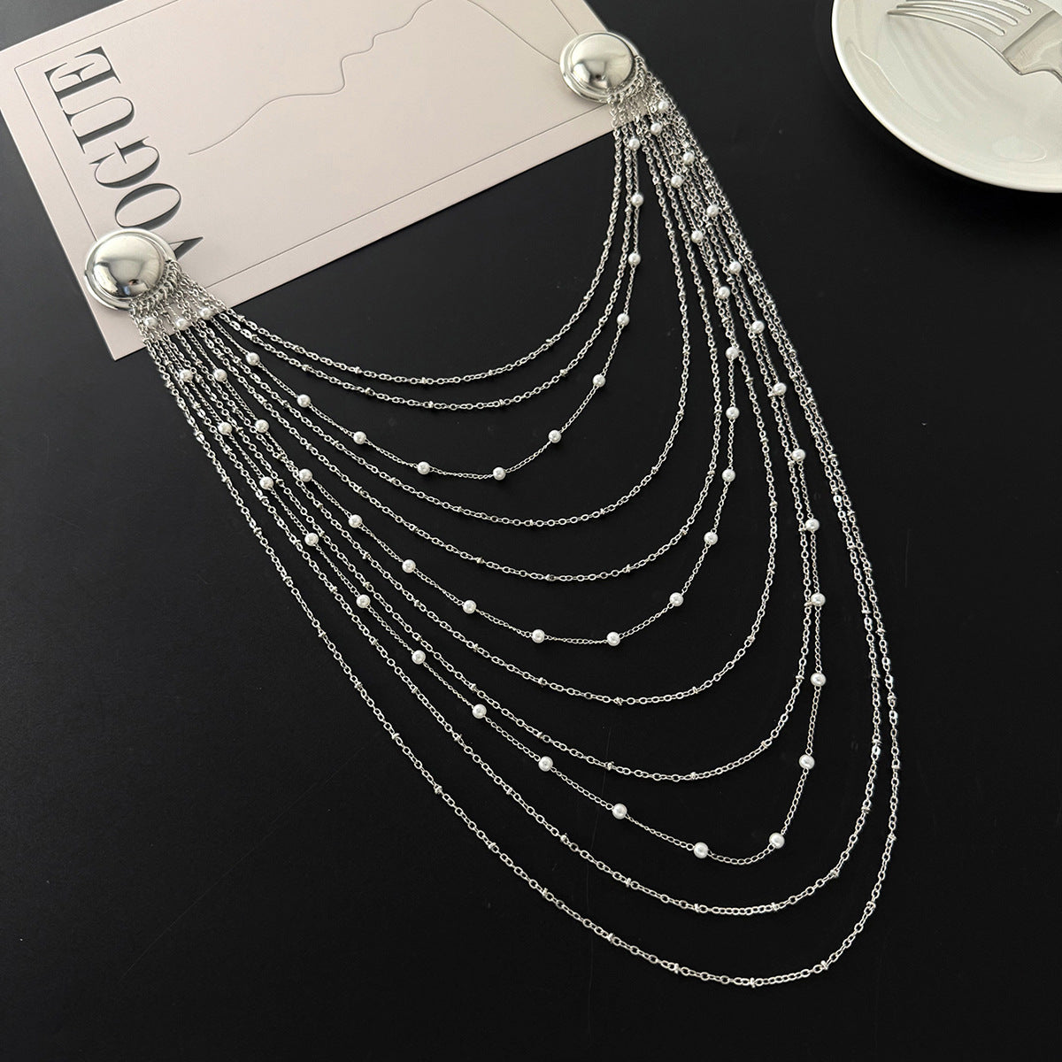 Exaggerated Geometric Pearl Plated Iron Brooch Charm Bar for Women