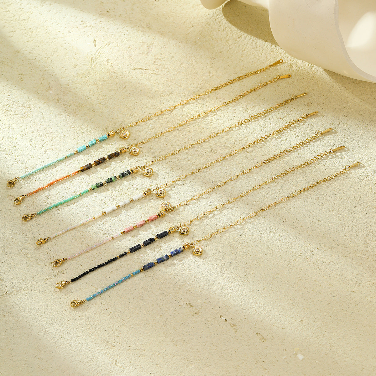 Fashionable Minimalist Square Geometric Beaded Bracelet in Stainless Steel with Zircon Inlay Adjustable for Women
