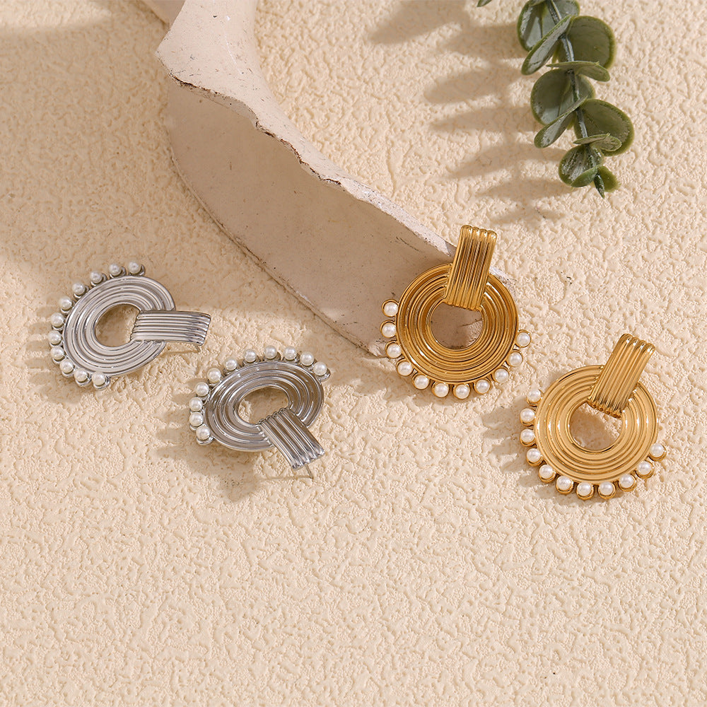 Vintage-Inspired Fashion Ear Studs for Women Stainless Steel Hoop Earrings with 18K Gold Plating and Simulated Pearl Accents