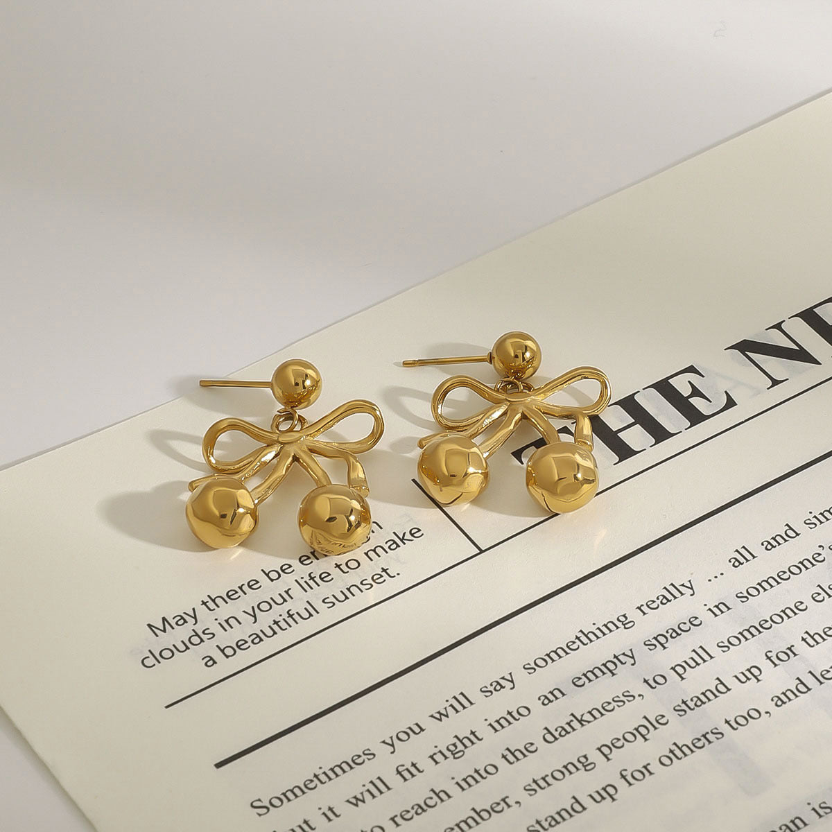 Pendientes de acero inoxidable con lazo de cereza y diseño geométrico para mujer, con acabado chapado, joyería minimalista de lujo