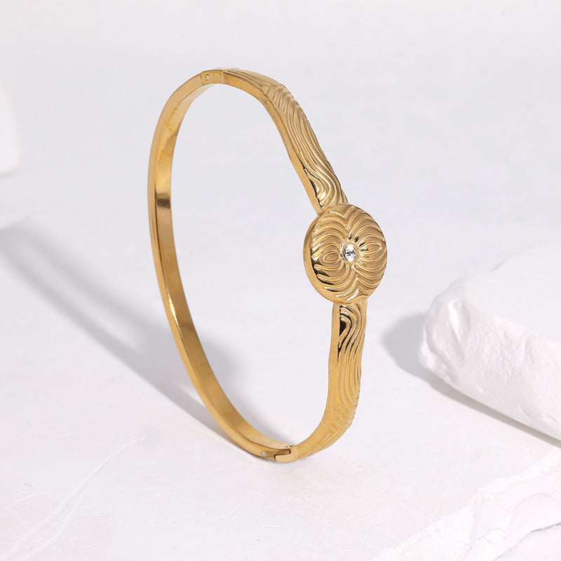 Minimalist Gold Plated Striped Geometric Round Stainless Steel Bracelet for Women