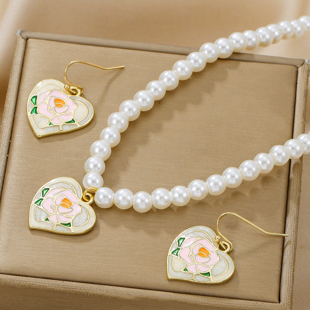 Vintage Elegant Drip Oil Heart Rose Pearl Pendant Necklace for Unisex