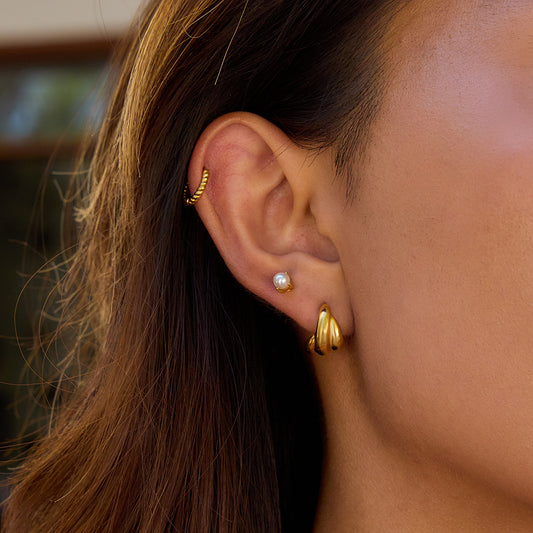 Minimalist Geometric Stainless Steel Hoop Earrings with Polished Finish for Women