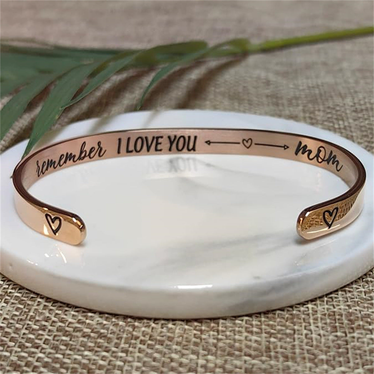 Pulsera de acero inoxidable de moda para mujer con acabado chapado, regalo ideal de Navidad, cumpleaños, Acción de Gracias para mamá