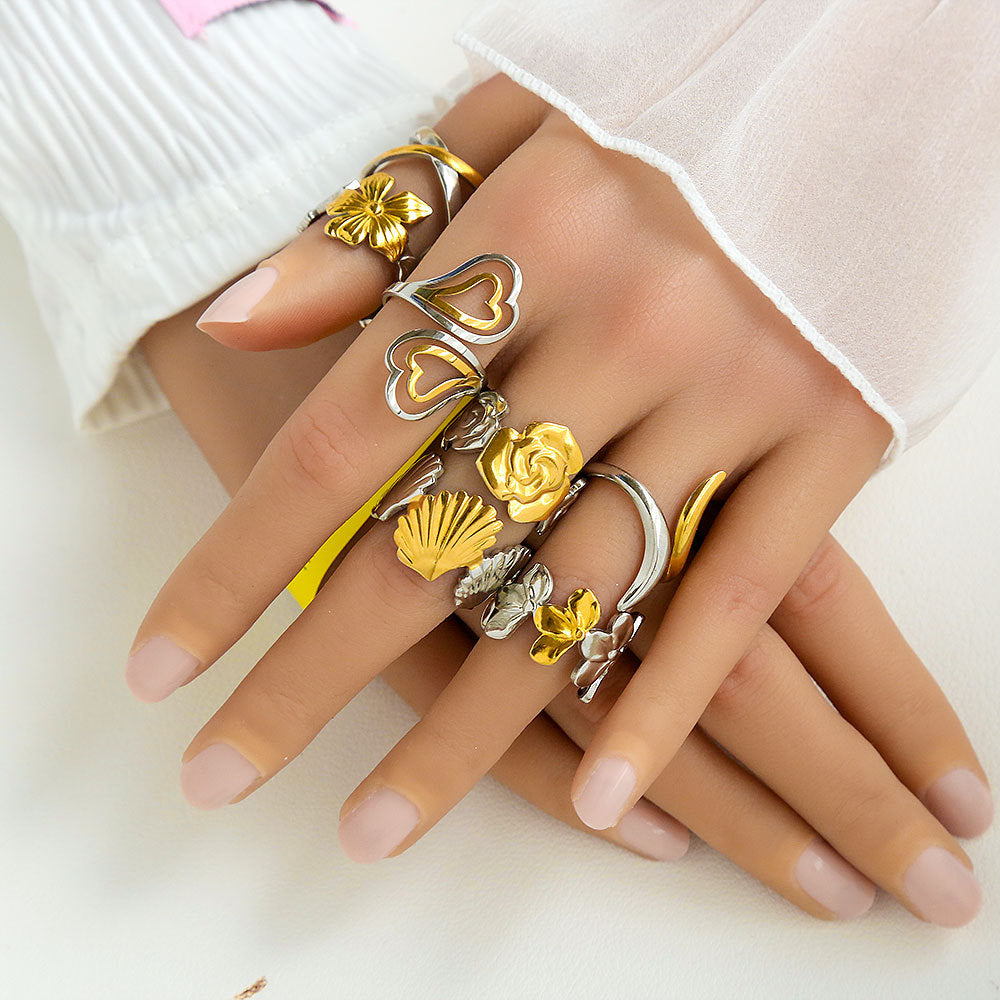 Anello aperto in acciaio inossidabile stile "Edgy Sweet" con motivo a croce e cuore, finitura placcata