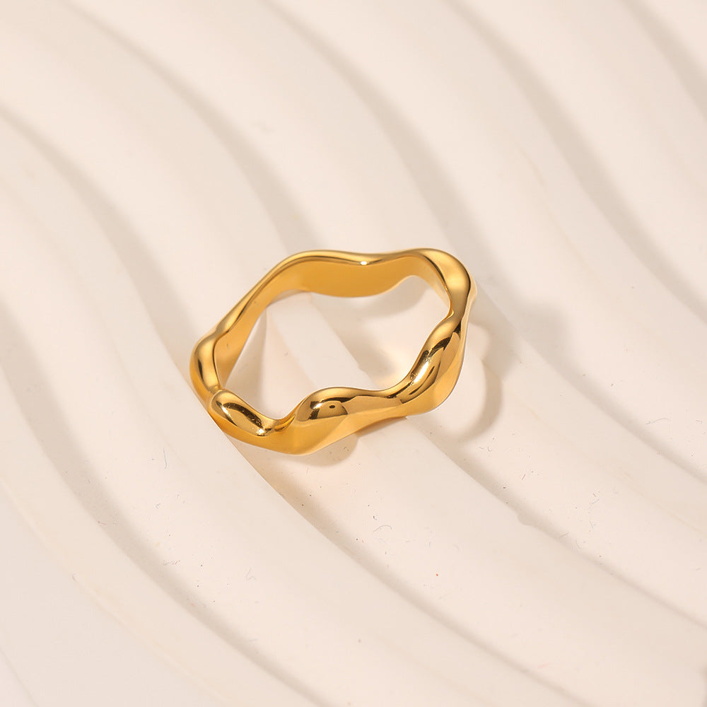 Anello da donna in acciaio al titanio a forma di onda geometrica con finitura placcata, gioielli in acciaio inossidabile alla moda e versatili