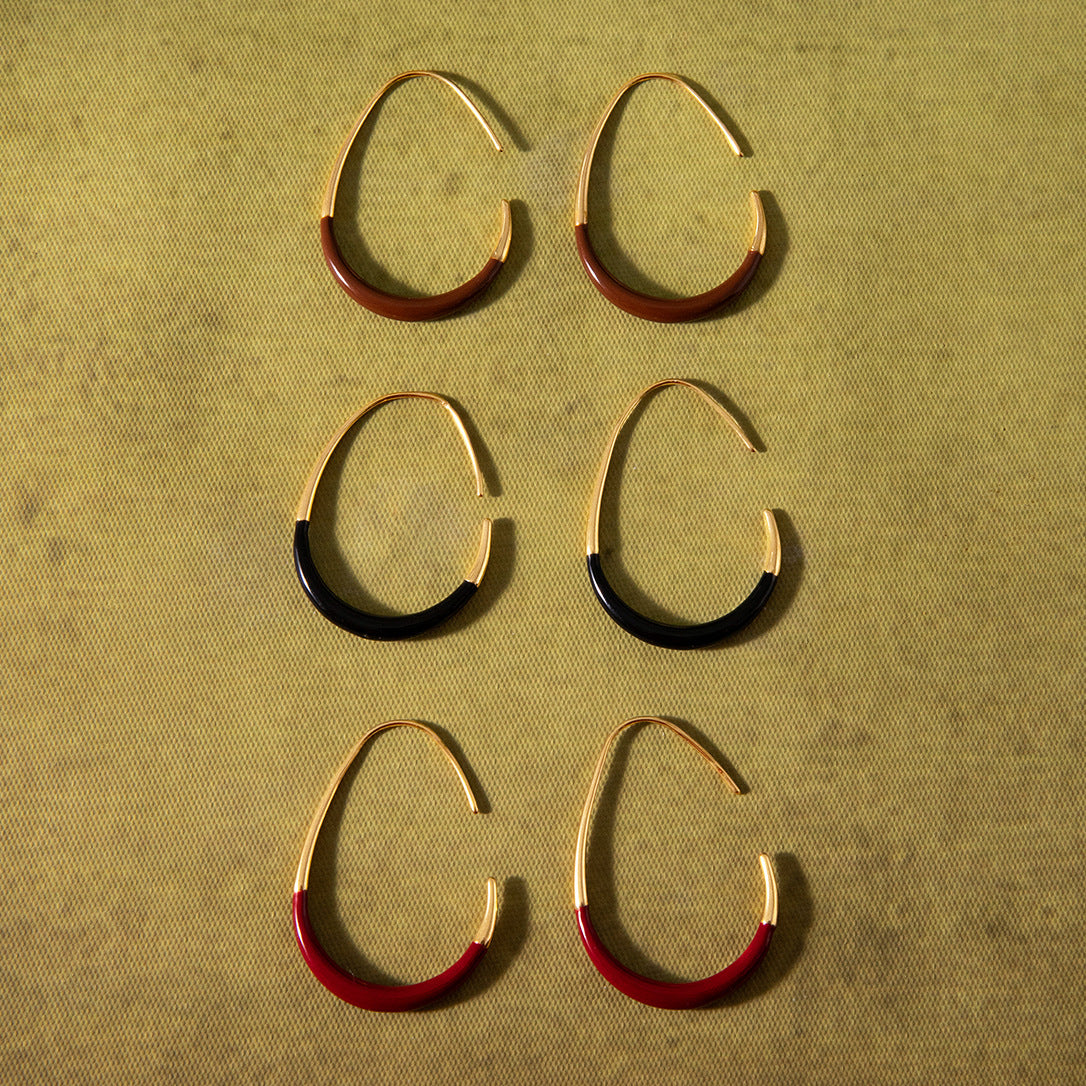 Orecchini pendenti da donna minimalisti geometrici placcati in acciaio inossidabile con cerchio a forma di C, gioielli di lusso per l'autunno e l'inverno