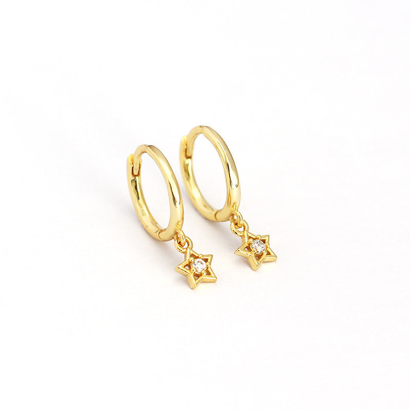 Orecchini a perno da donna a forma di stella minimalisti in argento sterling placcato