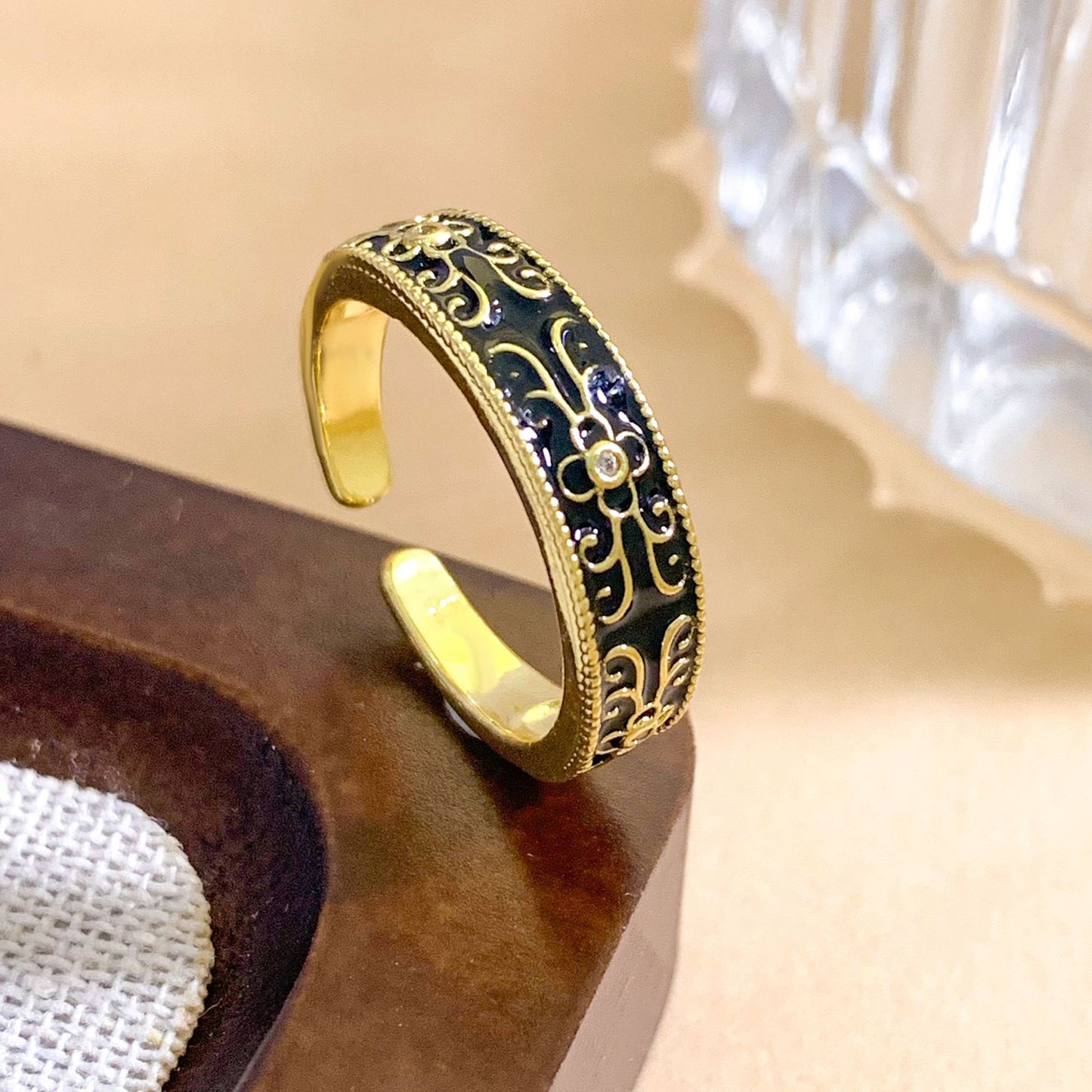 Vintage Sweet Gold Plated Brass Ring with Ethnic Patterns for Women