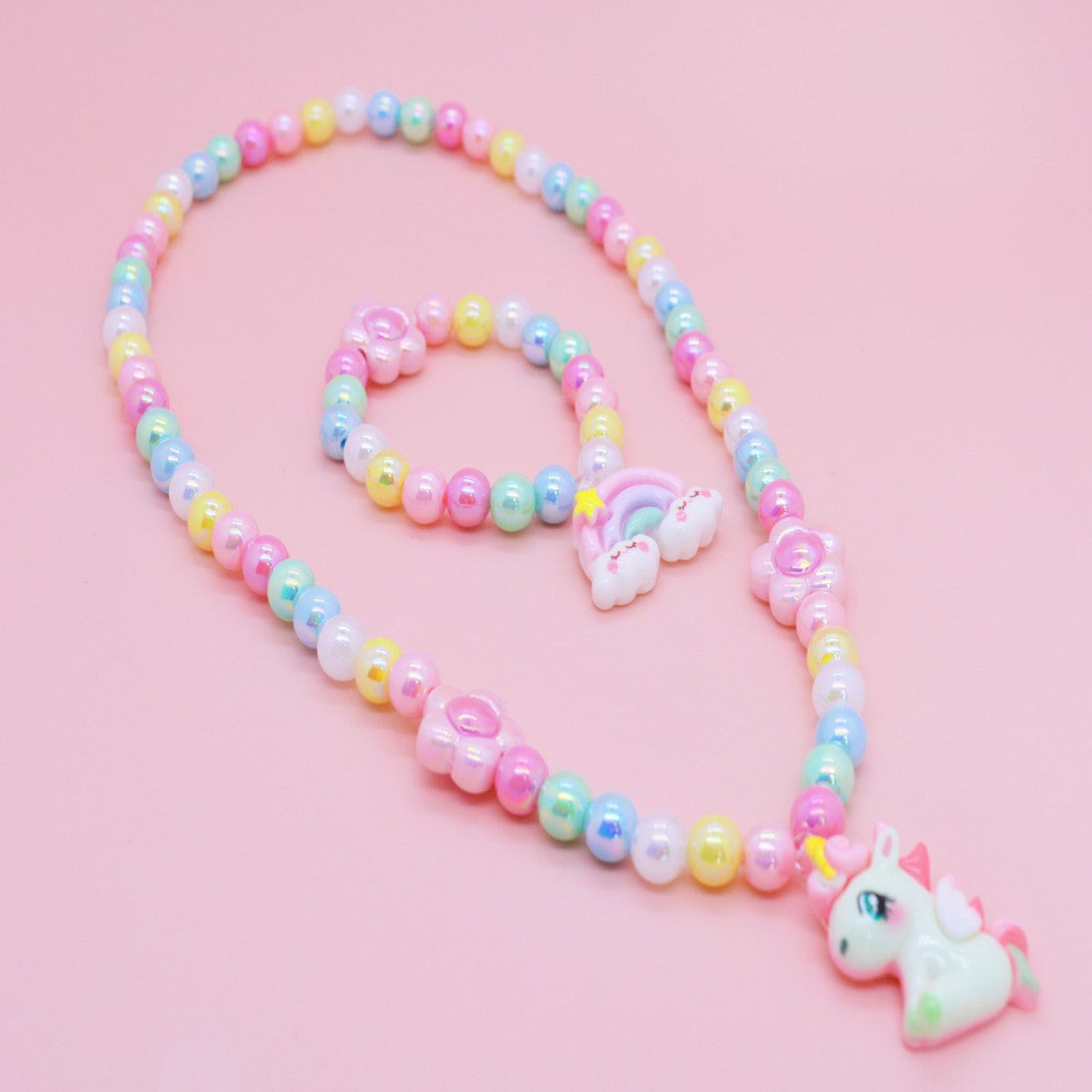 Collana in resina unicorno cartone animato per bambini con catena di perline rotonde, ciondolo a forma di animale fatto a mano, gioielli collezione principessa