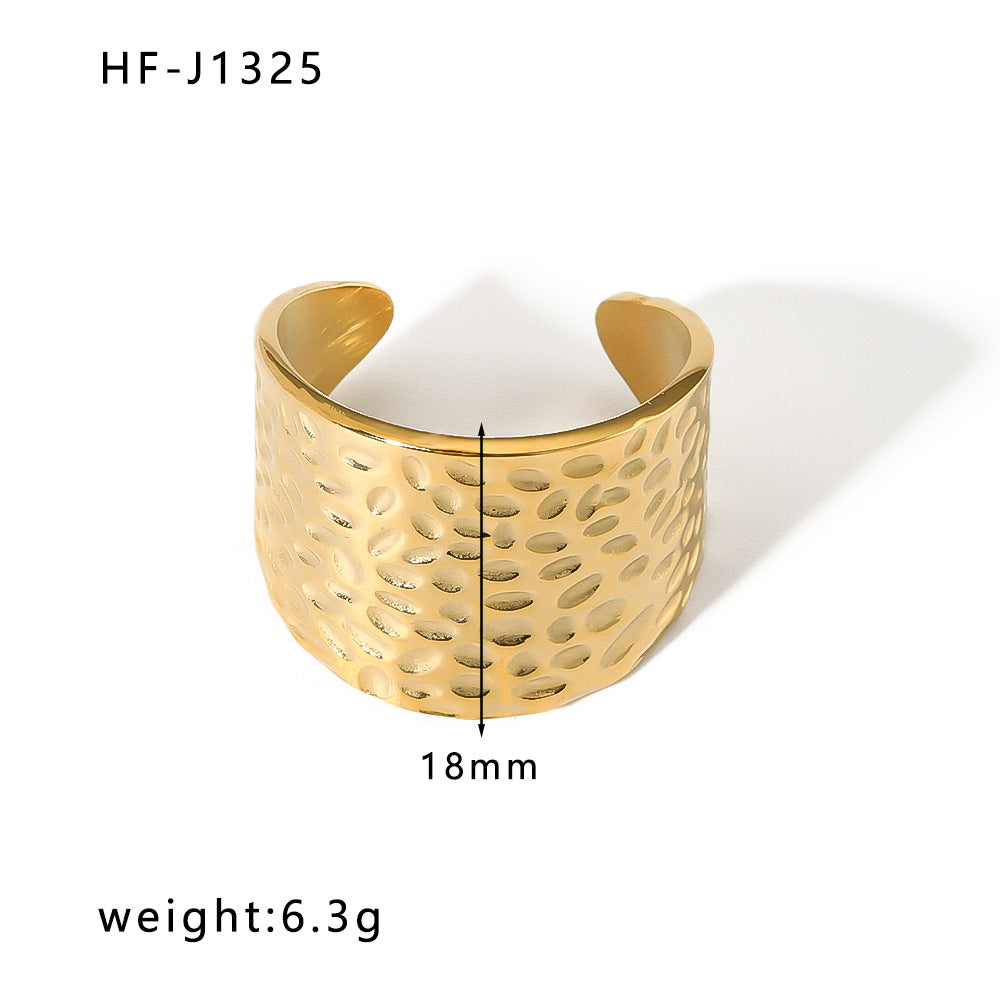 Anello da donna minimalista geometrico vintage in acciaio al titanio con intarsio di zirconi