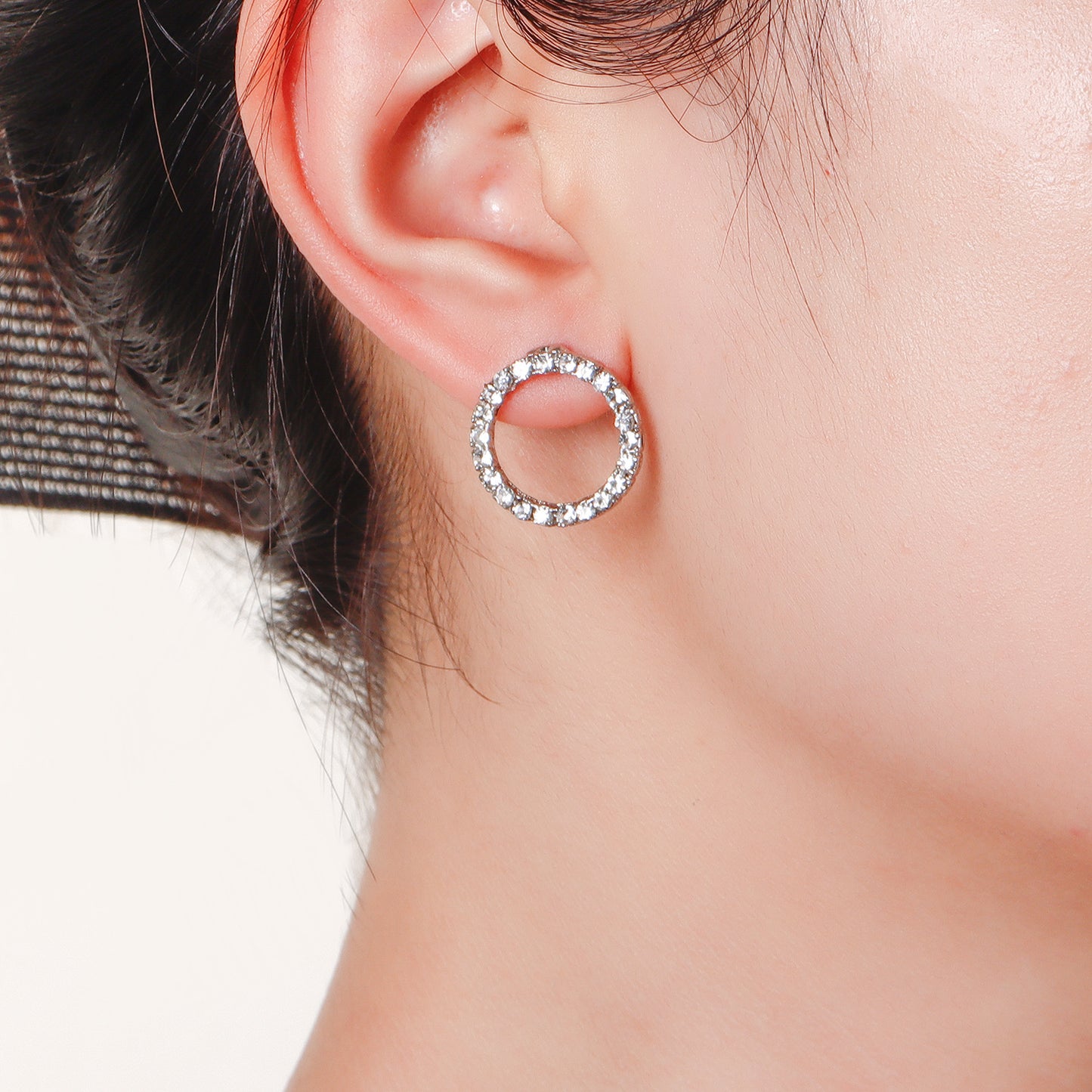 Minimalist Geometric Circle Stud Earrings in Alloy with Rhinestone Inlay and Plated Finish for Women