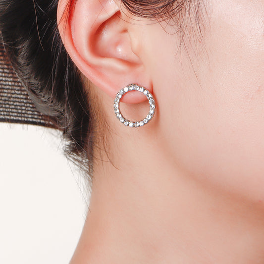 Orecchini a perno geometrici minimalisti a cerchio in lega con intarsi di strass e finitura placcata da donna