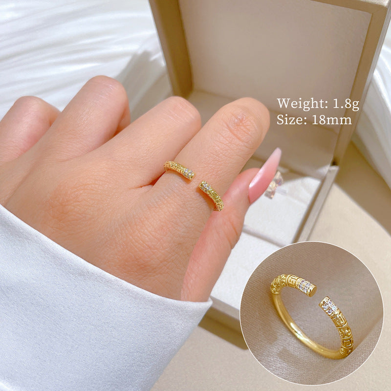 Minimalist Geometric Gold-Plated Brass Open Ring for Women with Crown Shape and Rhinestone Inlay