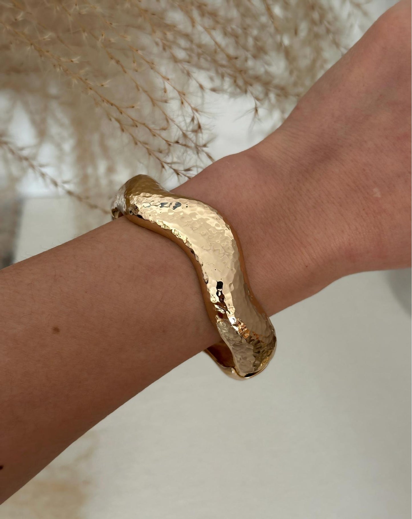 Bracciale a Polsino in Lega Placcata, Geometrico, Lusso Minimalista