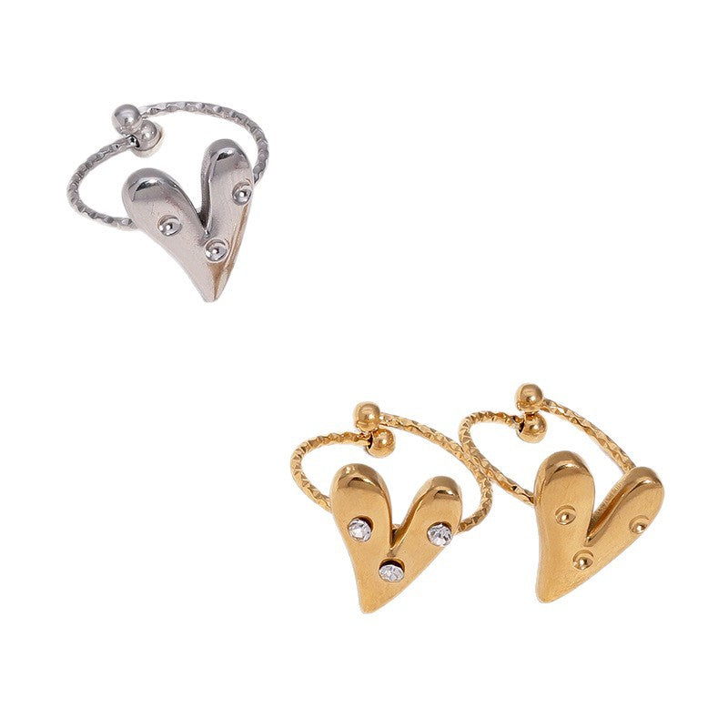 Anello da donna minimalista a forma di cuore in acciaio al titanio con placcatura in oro 18 carati e intarsio di strass