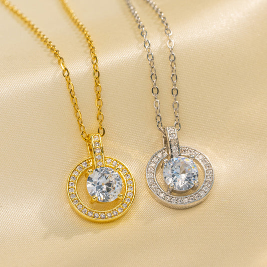 Collana a Cerchio Geometrico Minimalista con Pendente in Zirconia in Acciaio al Titanio da Donna