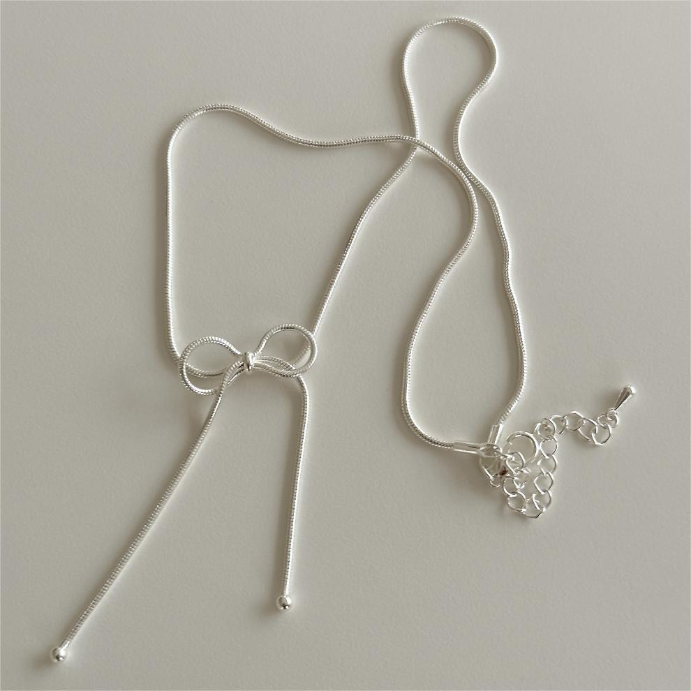 Minimalist Bowknot Butterfly Necklace in 925 Sterling Silver with Snake Chain, Floral Tulip Accent, Lightweight Geometric Design for Women