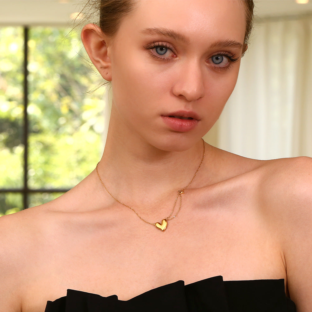 Minimalist Vintage Heart-Shaped Stainless Steel Pendant Necklace with 18K Gold Plating for Women