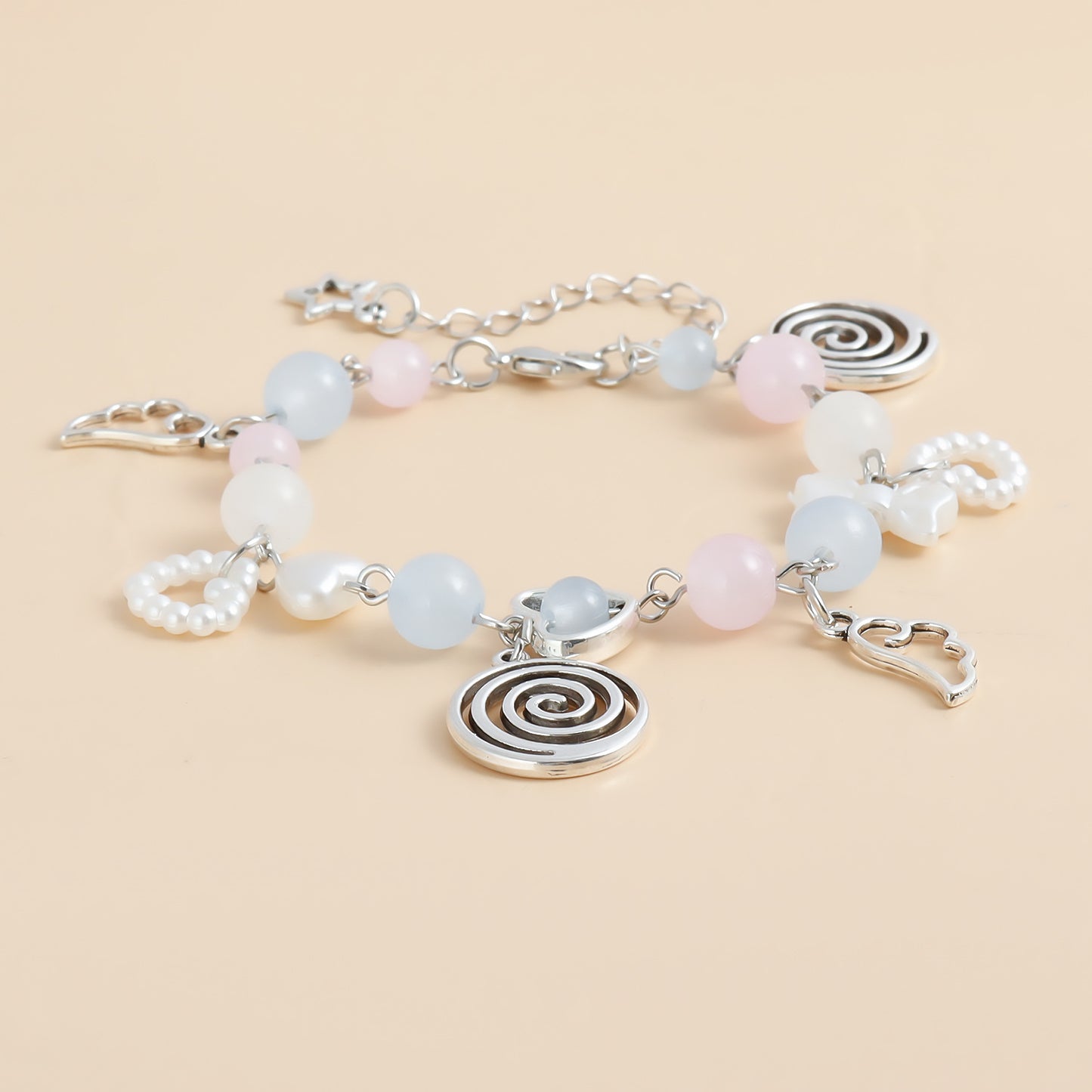 Geometric Beaded Bracelet for Women with Imitation Pearl and Heart Charms Electroplated Metal Bracelet for Anniversary Gift