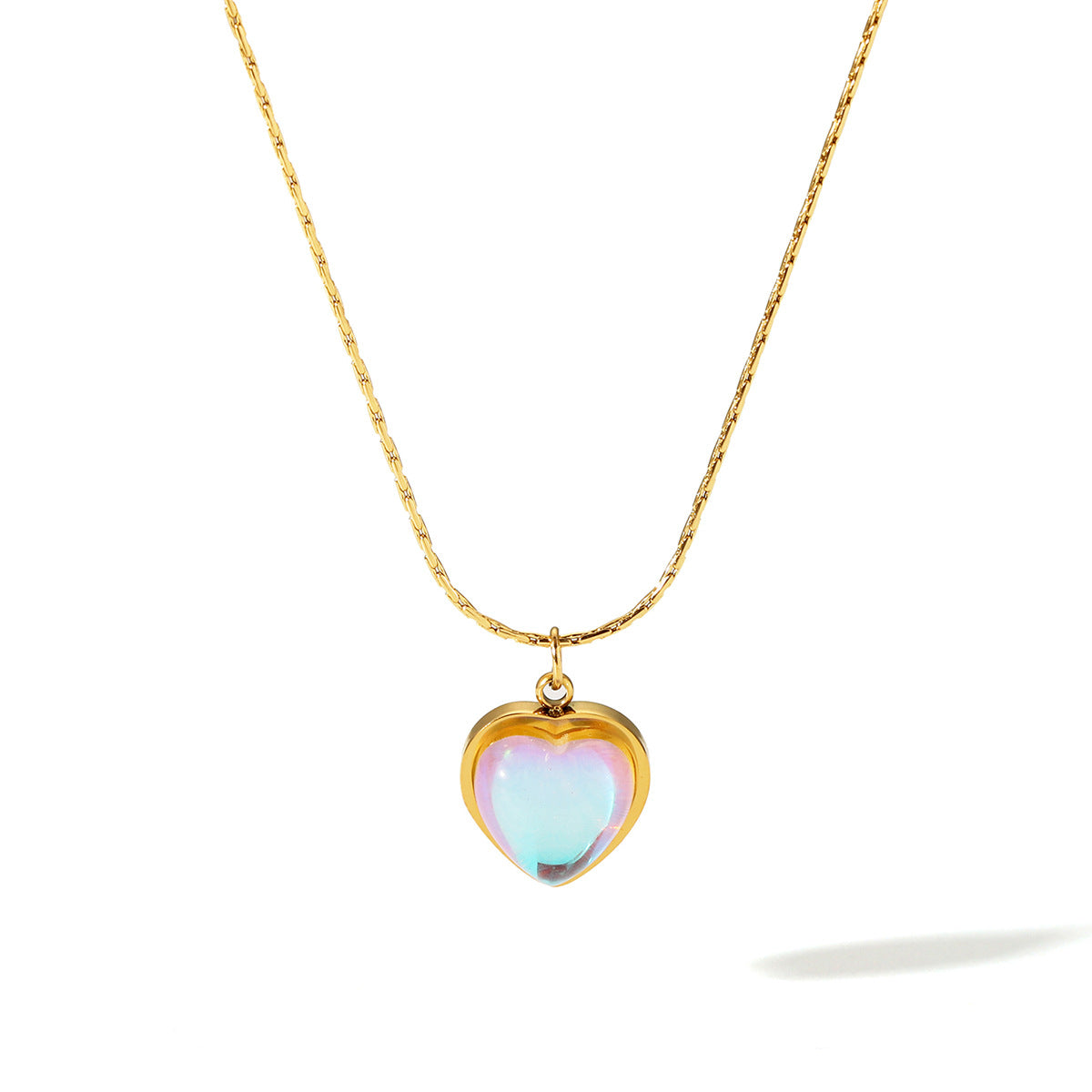 Collana a Cuore da Donna Trendy in Acciaio Inossidabile Placcato Oro 18K con Intarsio in Pietra di Luna Naturale