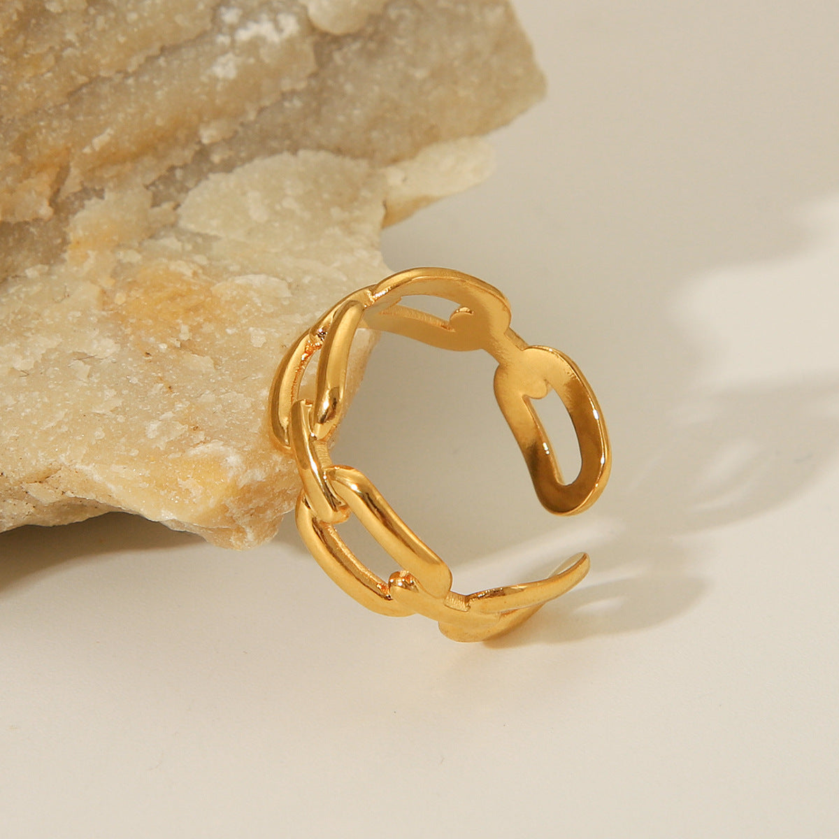 Anello Aperto Geometrico di Tendenza con Dettaglio a Catena Gioielli da Donna in Acciaio Inossidabile Placcato Oro 18K