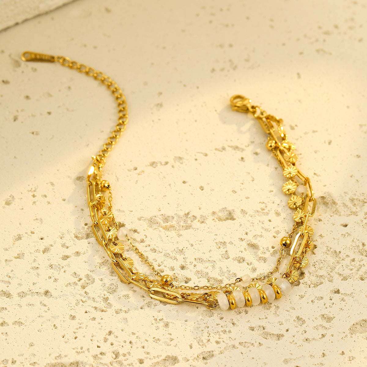 Fashionable OL Style Round Disc Stainless Steel Bracelet with Gold Plating for Women