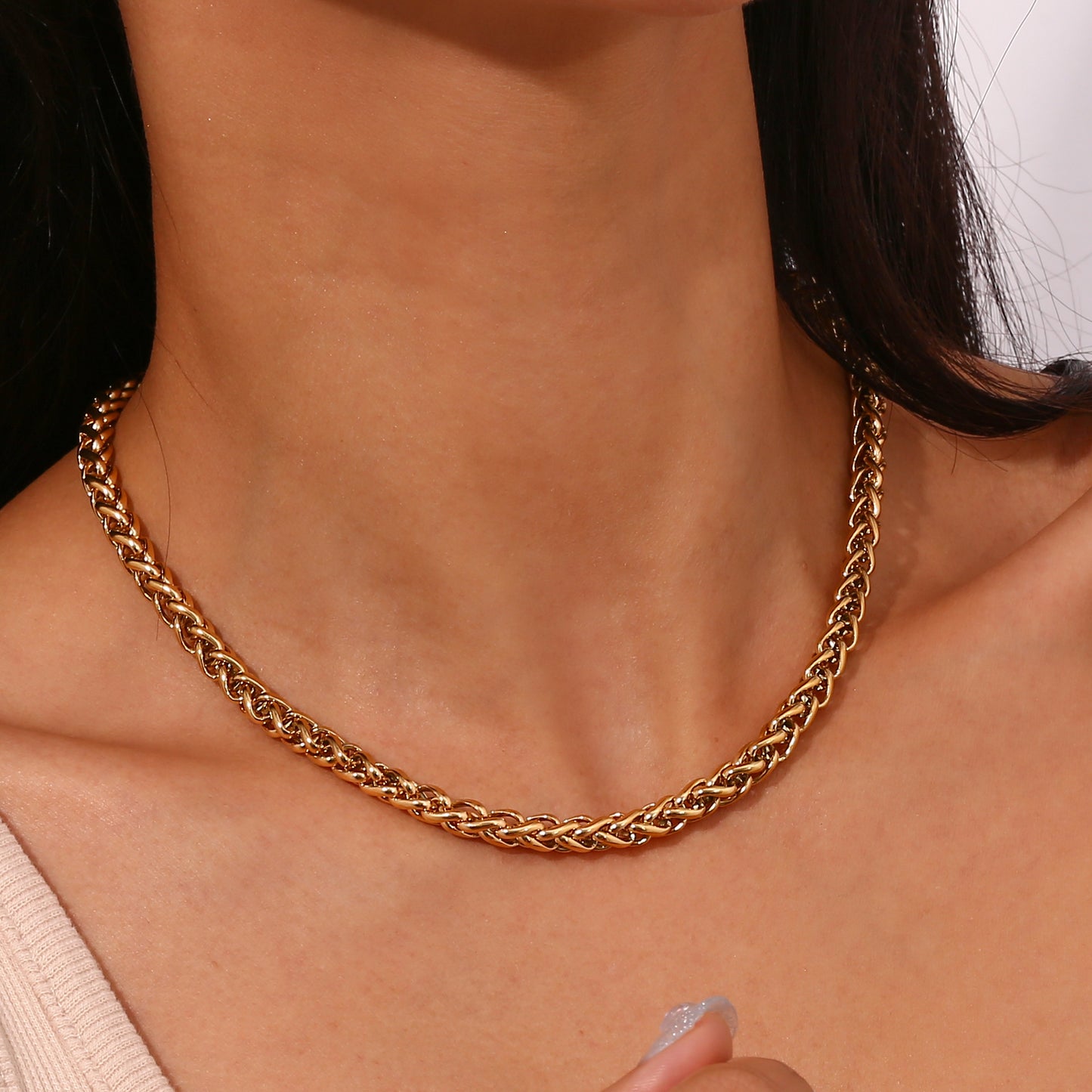 Collana con pendente geometrico vintage alla moda in acciaio inossidabile con placcatura in oro su catena a maglie da 6 mm da donna
