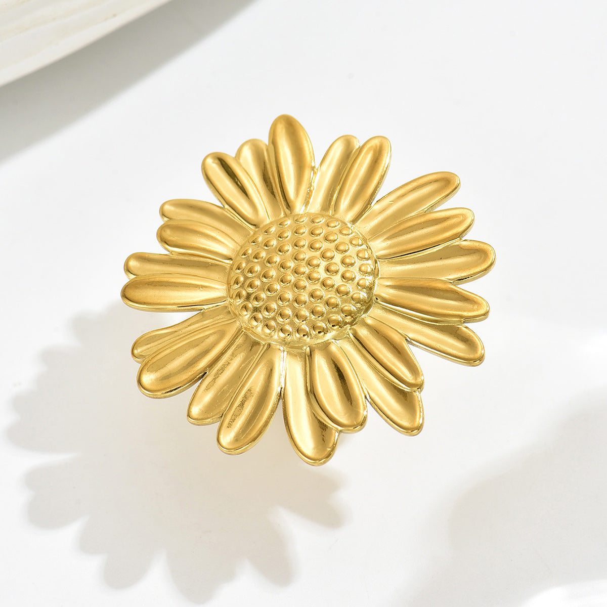 Anillo abierto de aleación de zinc chapado en oro de 18 quilates con diseño geométrico de girasol para mujer