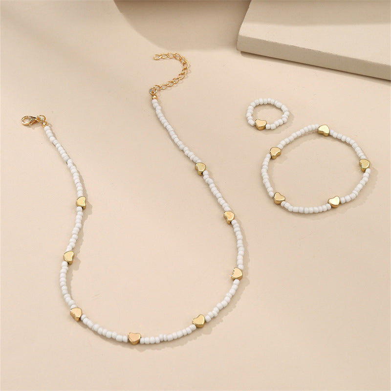 Collar con colgante de corazón de cuentas de cristal hecho a mano, estilo bohemio minimalista para niños