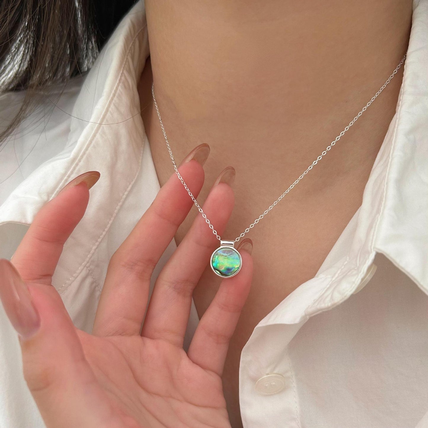 Collana da Donna Minimalista Vintage in Argento Sterling 925 con Ciondolo a Guscio Geometrico