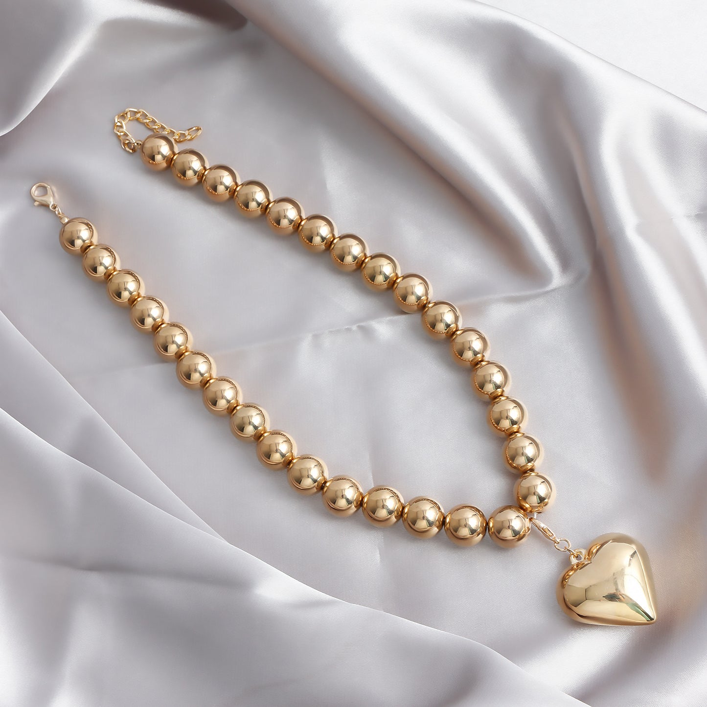 Geometric Beaded Necklace for Women with CCB Heart Pendant Electroplated Snake Chain Fashionable Clavicle Necklace
